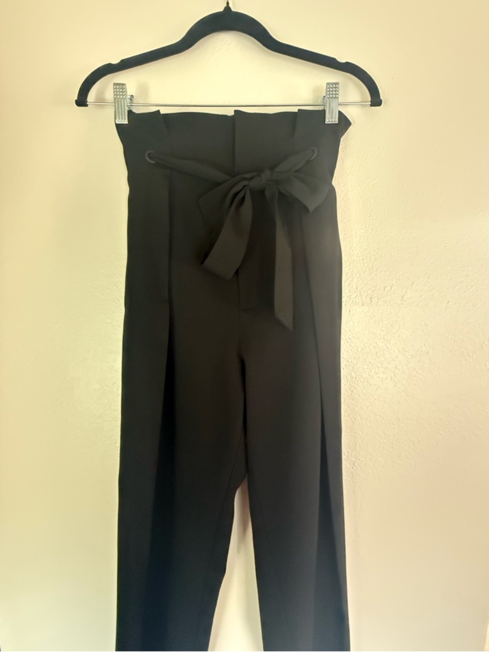 H&M Black High-Waist Paperbag Tie-Waist Trousers Size 6